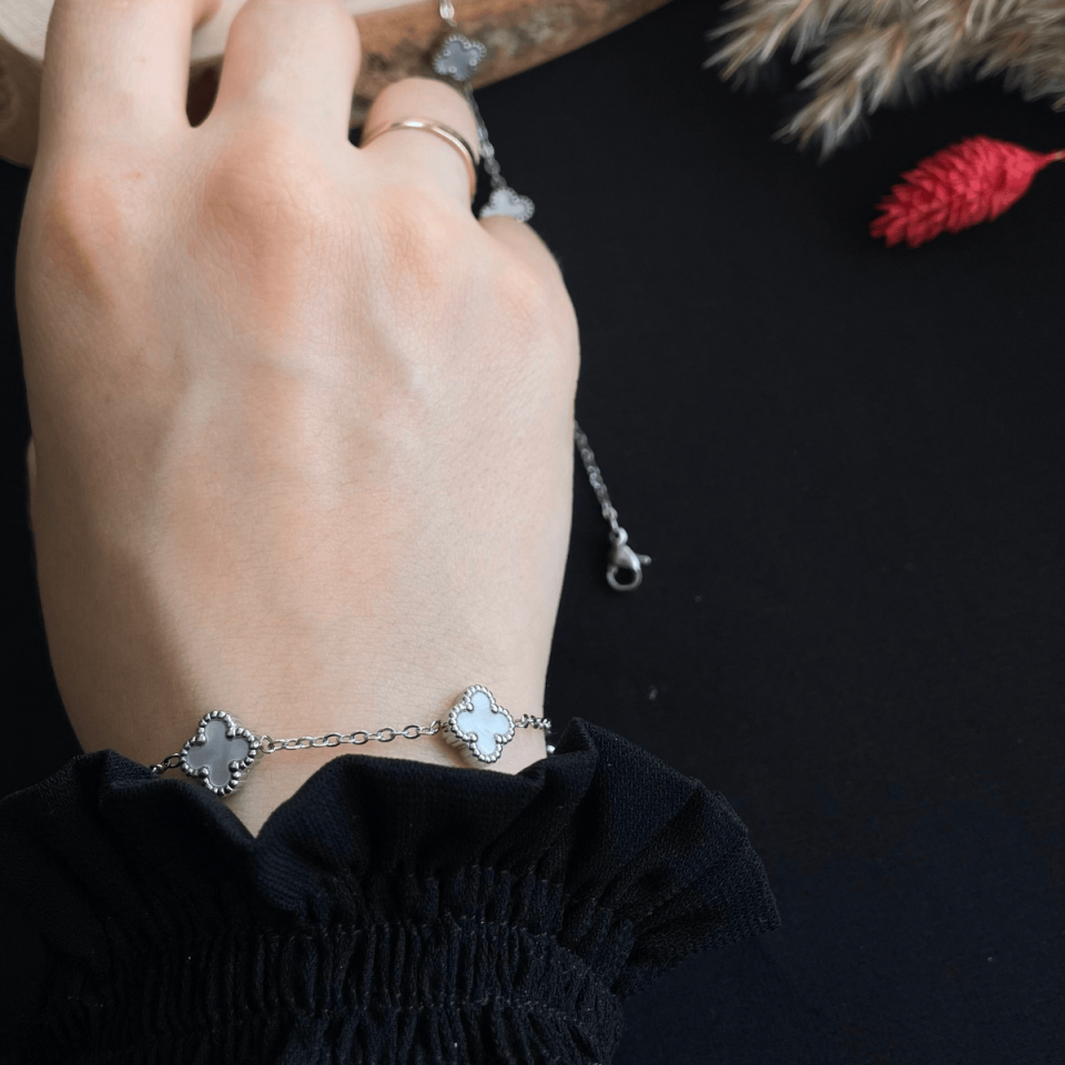 Yüksek Kaliteli Çelik Kararmaz Ayarlanabilir Yonca Bileklik