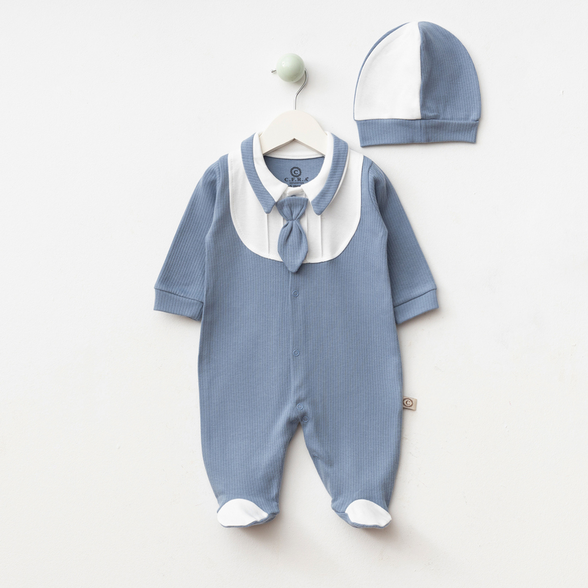 Papyonlu Şapkalı Erkek Bebek Tulum