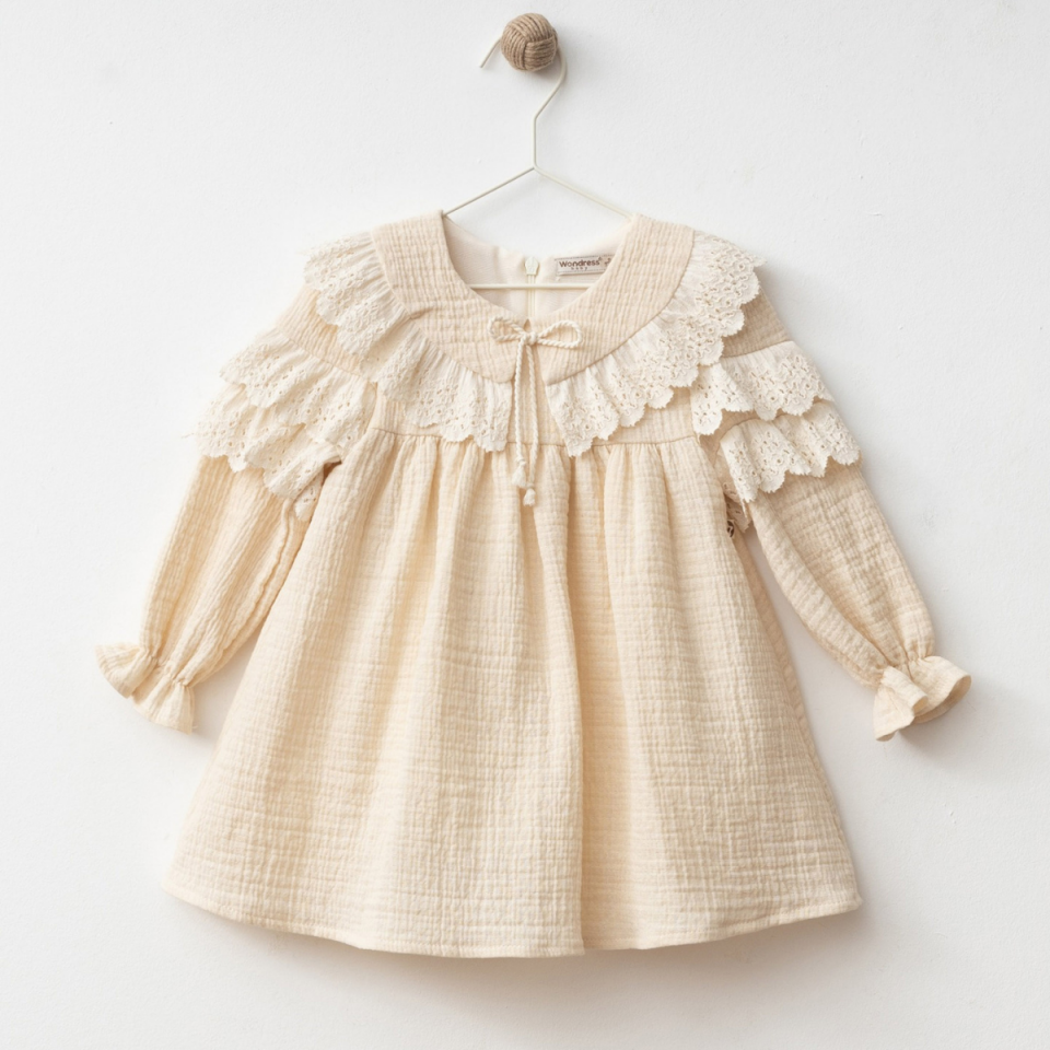 Feryal Çiçek Dantelli Müslin Kız Bebek Elbise