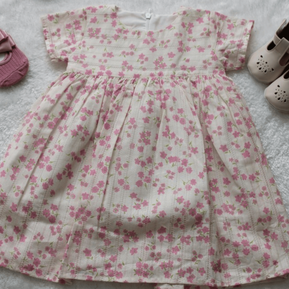 Çiçek Detay Astarlı Kız Bebek Elbise