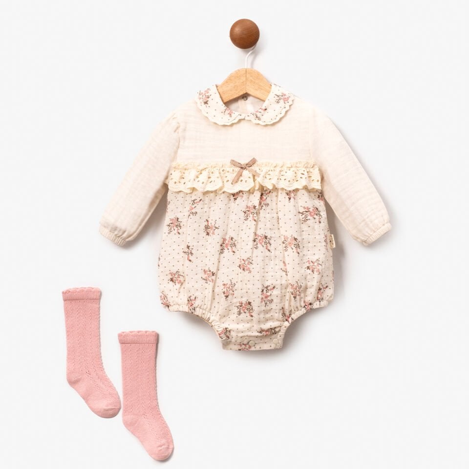 Kız Bebek Çiçekli  Çorap Hediyeli Müslin Romper