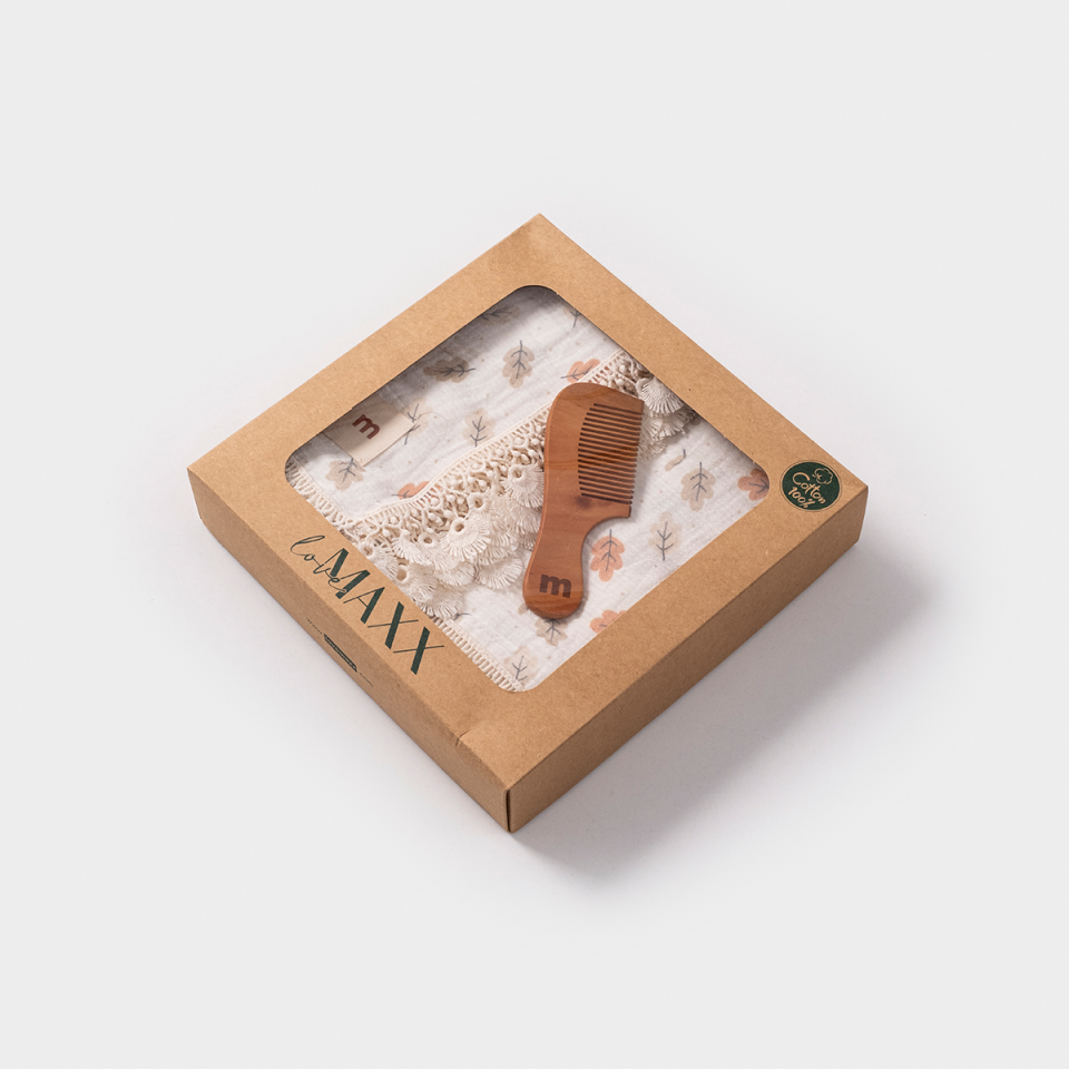 Yaprak Desen Kutulu Battaniye Tarak Set