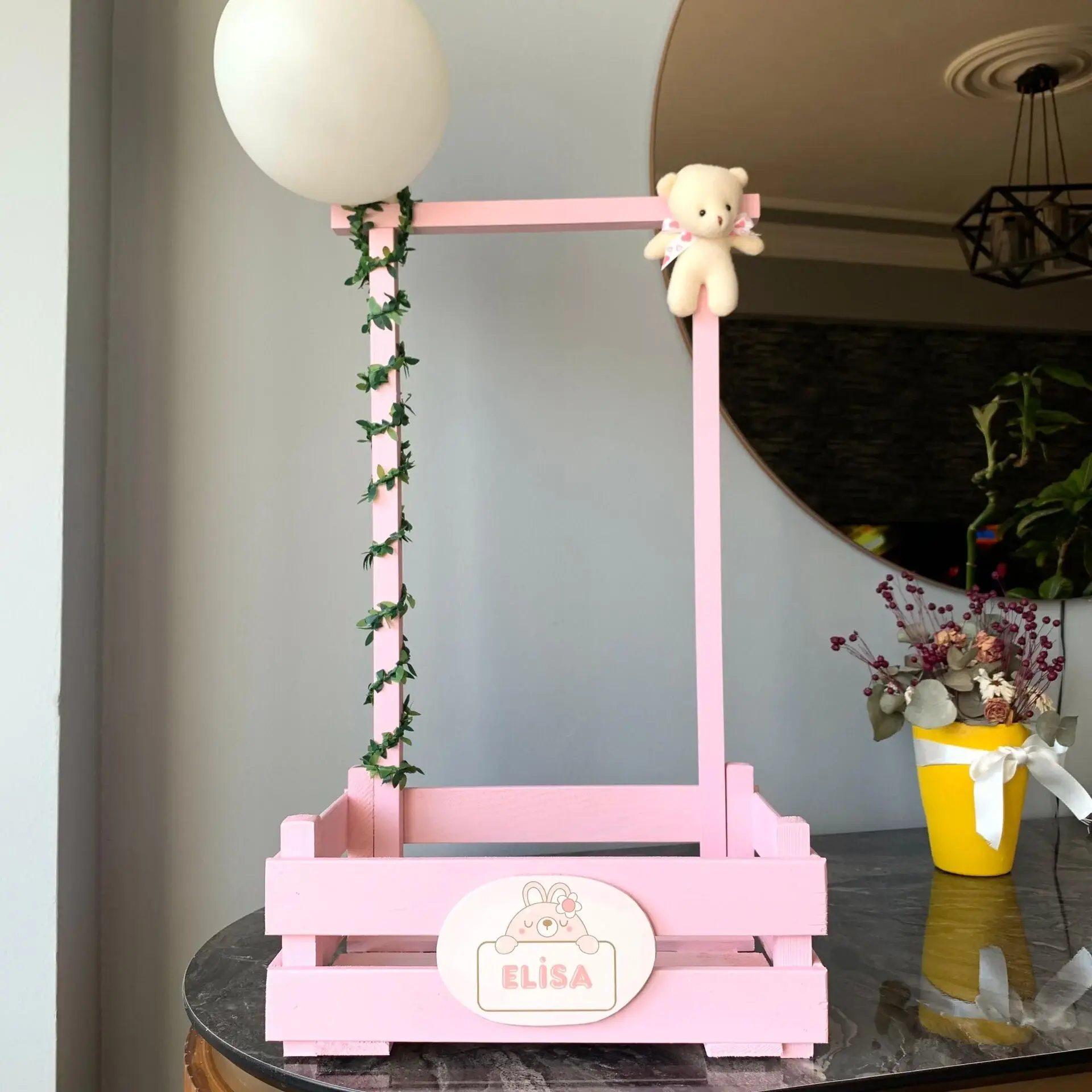 Ahşap Bebek Hediye  Sepeti Pembe