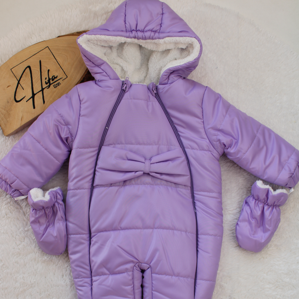 Eldiven ve Patikli Kız Bebek Kozmonot