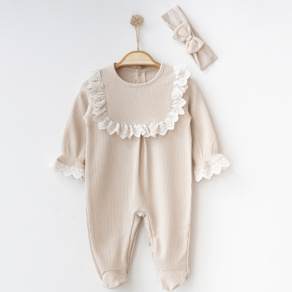 Fistolu Fırfırlı Waffle Kız Bebek Tulum Bej