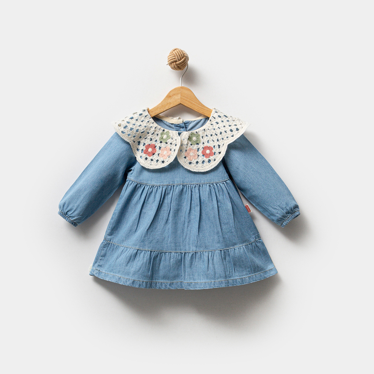 Dantel Detaylı Yaka Kot Kız Bebek Elbisesi